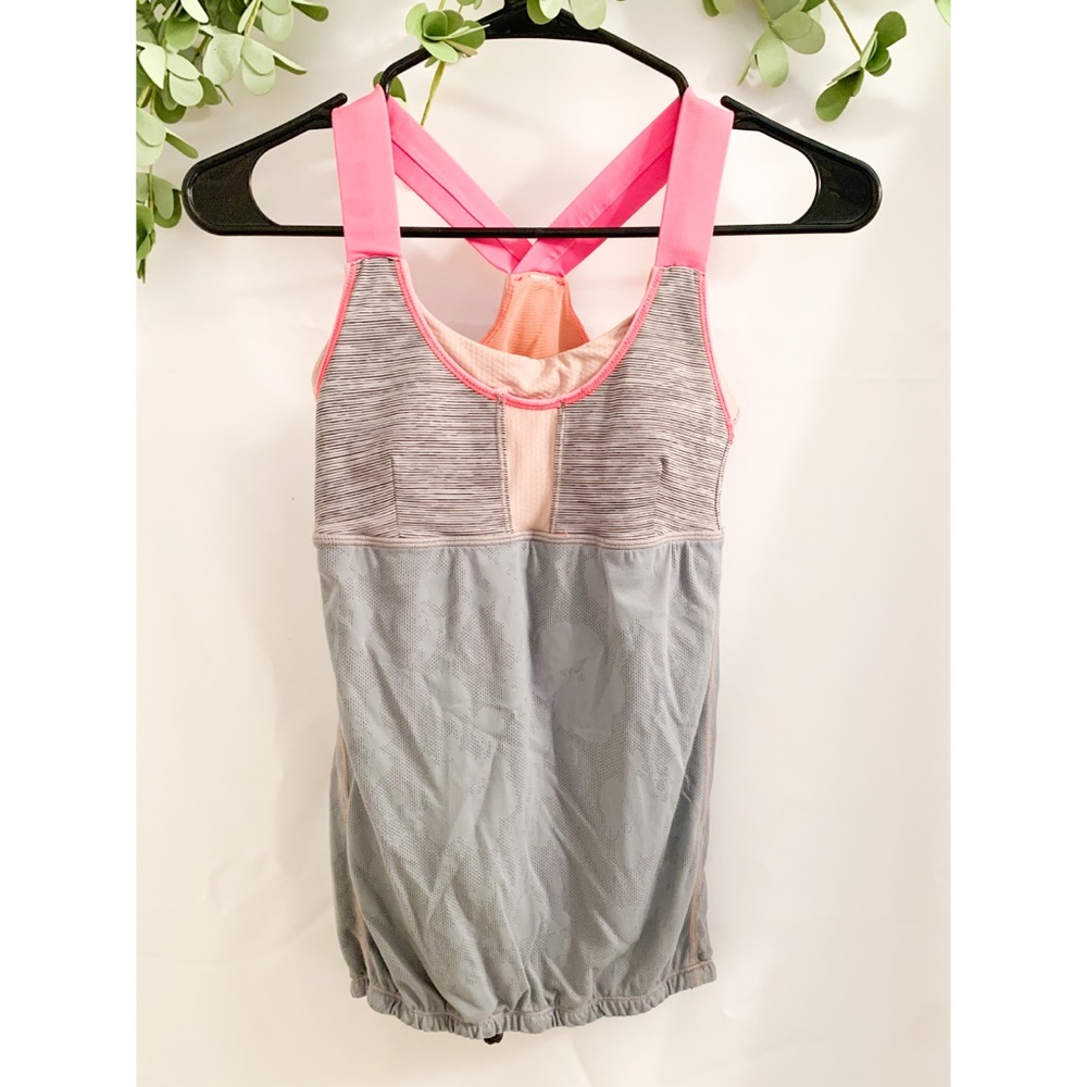 Lululemon tank